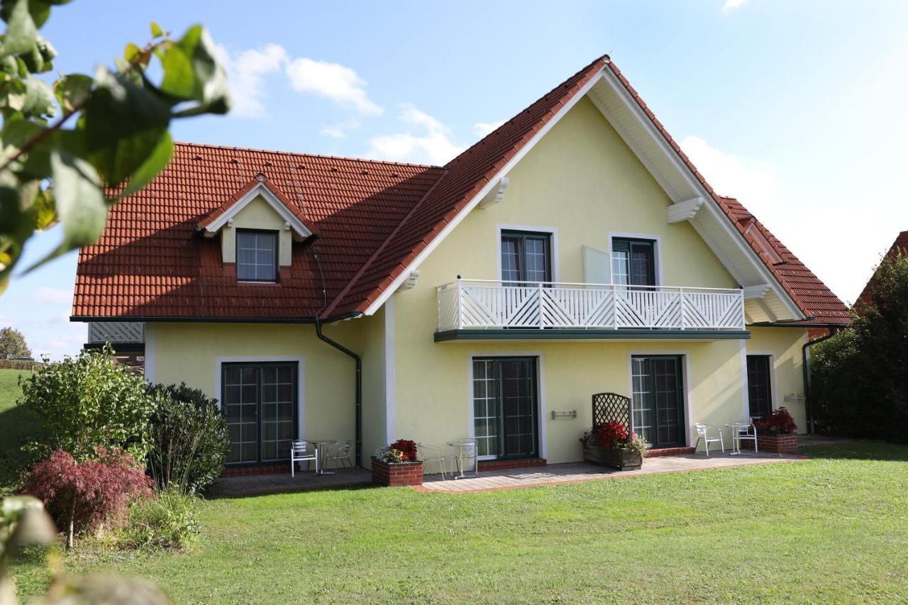 Sonntagsberg Hof Familie Fiedler Hotel Bad Waltersdorf Exterior photo
